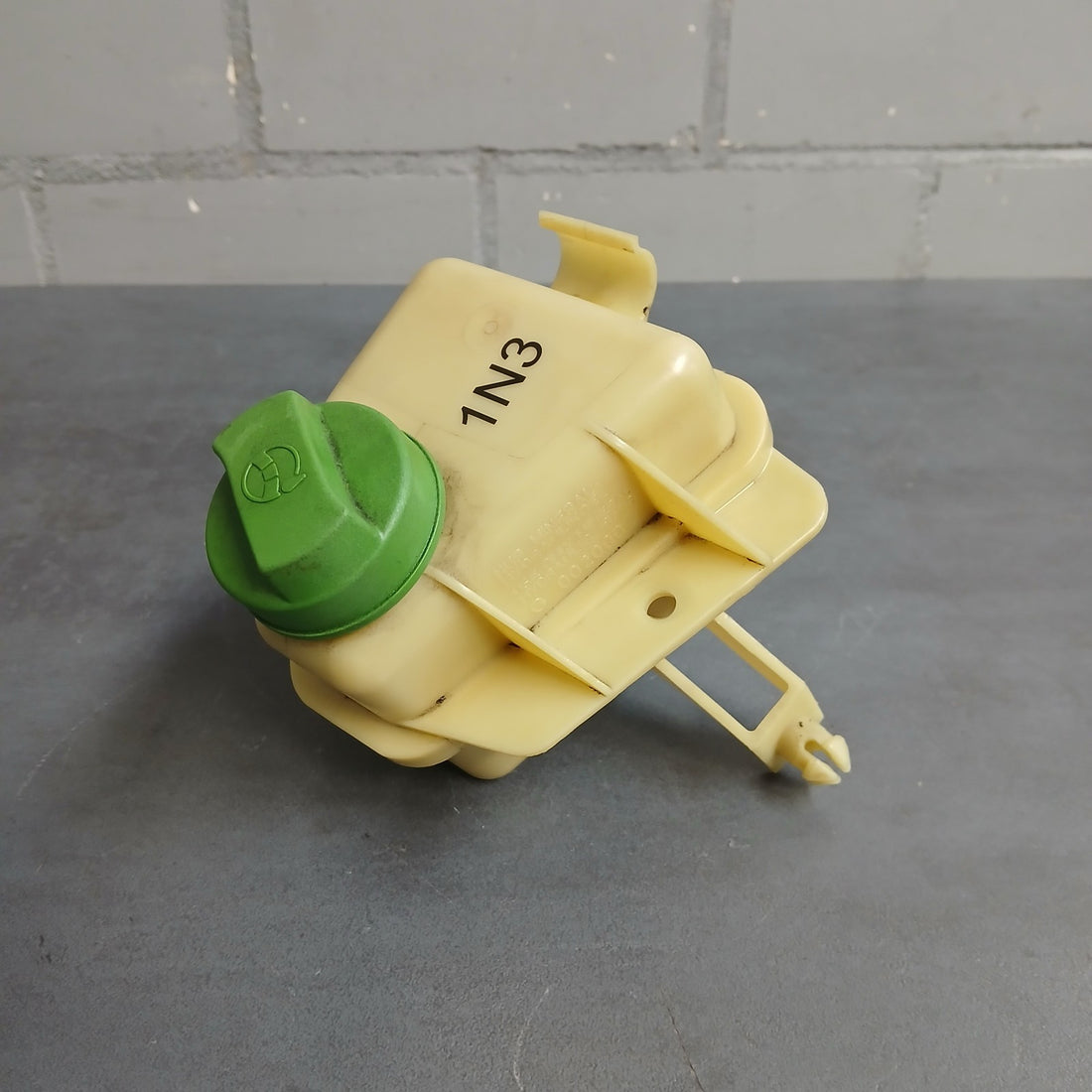 Original VW Servobebehälter Ausgleichsbehälter Transporter T6 T5     7E0422371H