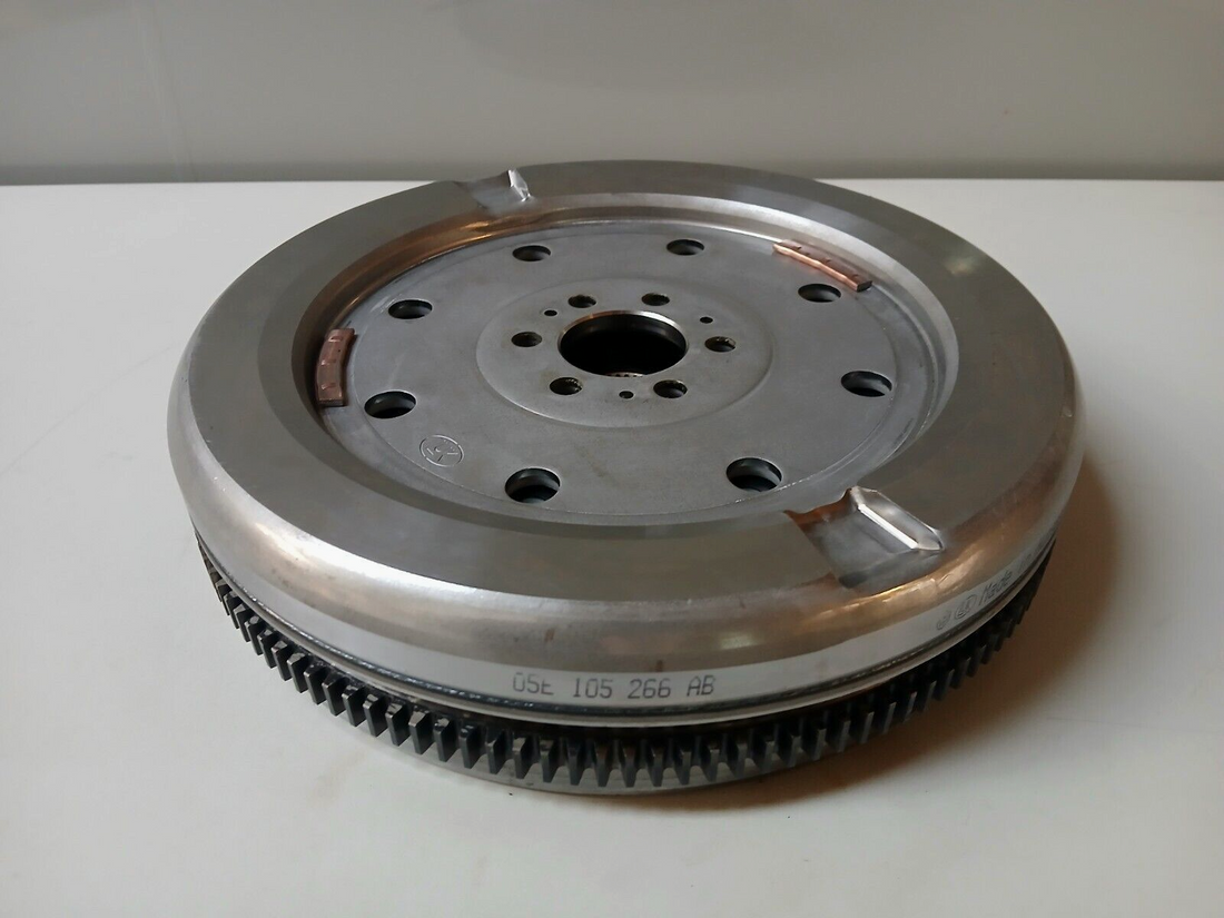 Original LuK für VW Tiguan 1.5 TSI Schwungrad 05E105266AB 415103509