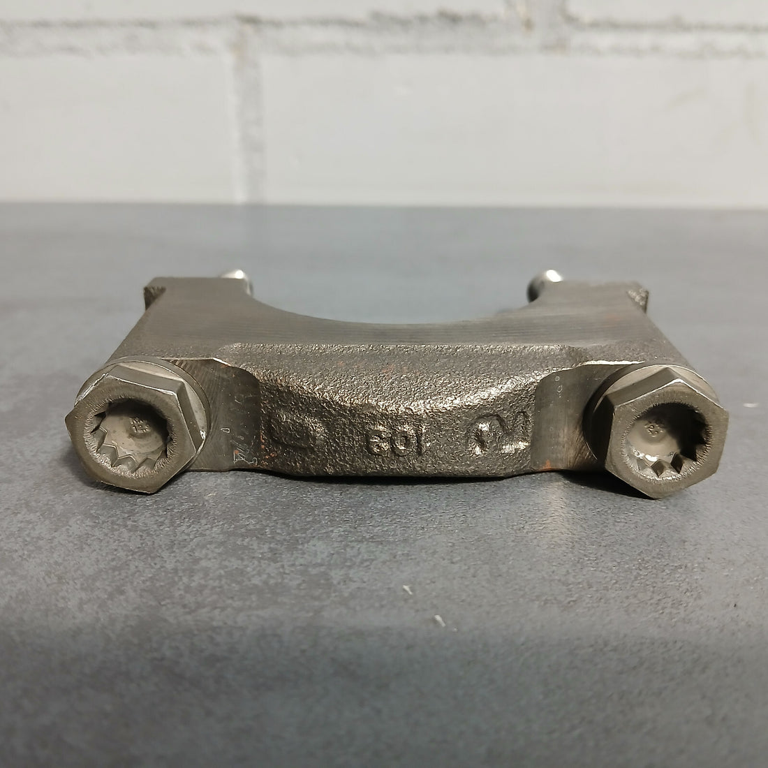 Lagerbock Nr. 2 für Motorblock & Kurbelwelle - VAG VW Audi Seat Skoda - DFG