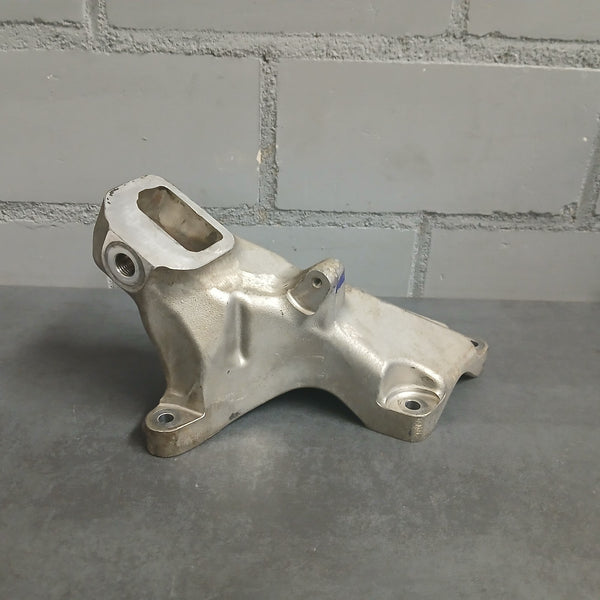 Engine mount right Original Mercedes Benz C63s Amg V6 V8 4,0 W213 A1772230204