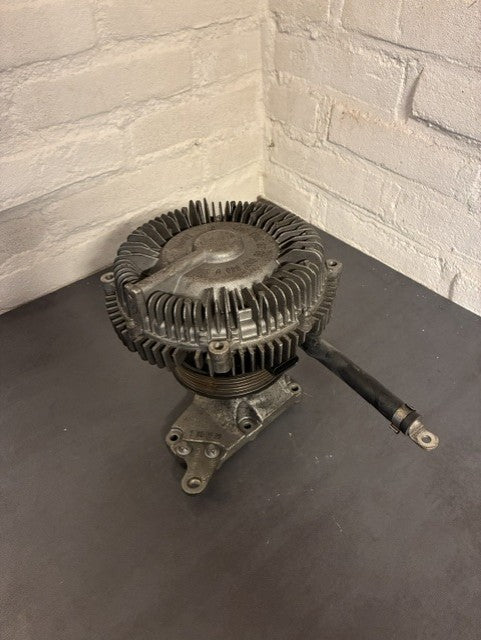 Lüfterhalter Lüfterkupplung Kühler Lüftermotor für Mercedes-Benz A6422010610