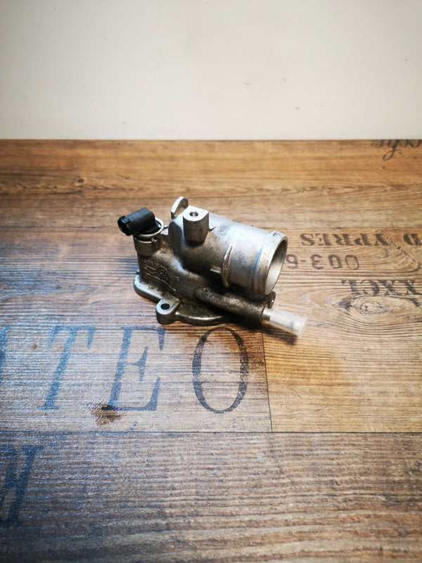 Original Mercedes Thermostat housing Thermostat C Klasse W204 W203 W211 A64620015