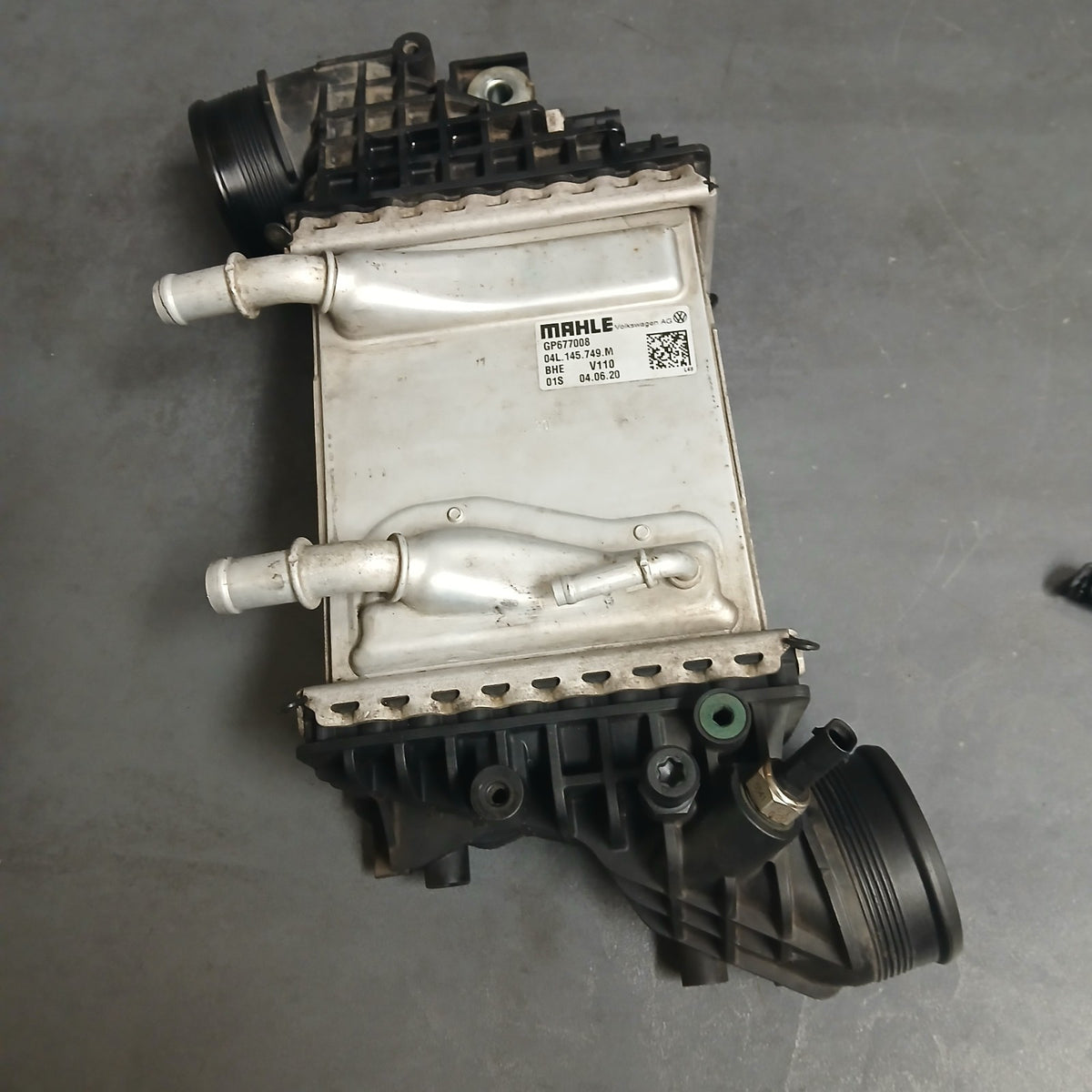 MAHLE Ladeluftkühler Original VW Crafter T6 MAN TGE 2.0 TDI 04L145749M