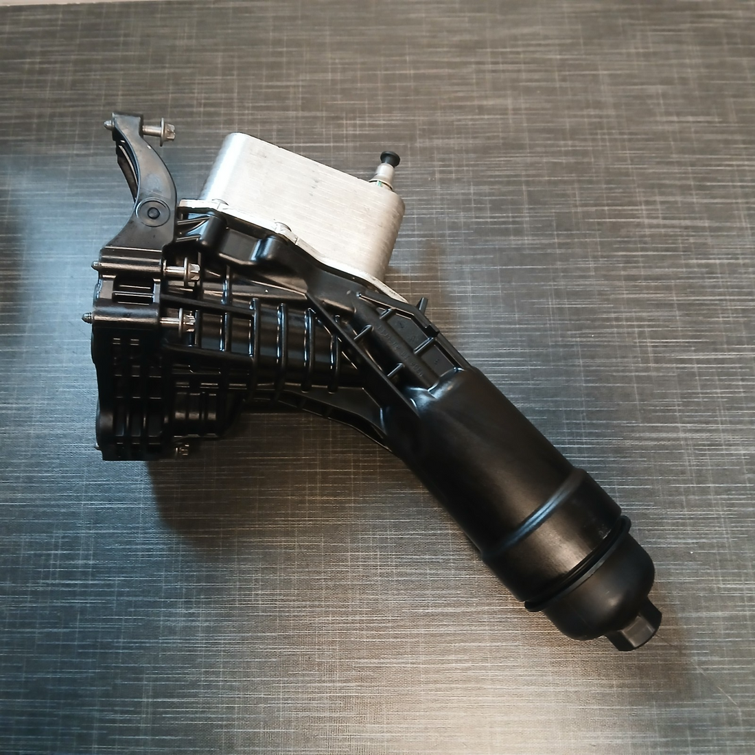 MAHLE Ölfiltergehäuse Ölkühler | BMW 3 3er G20 | 72482269 8580417 72435985
