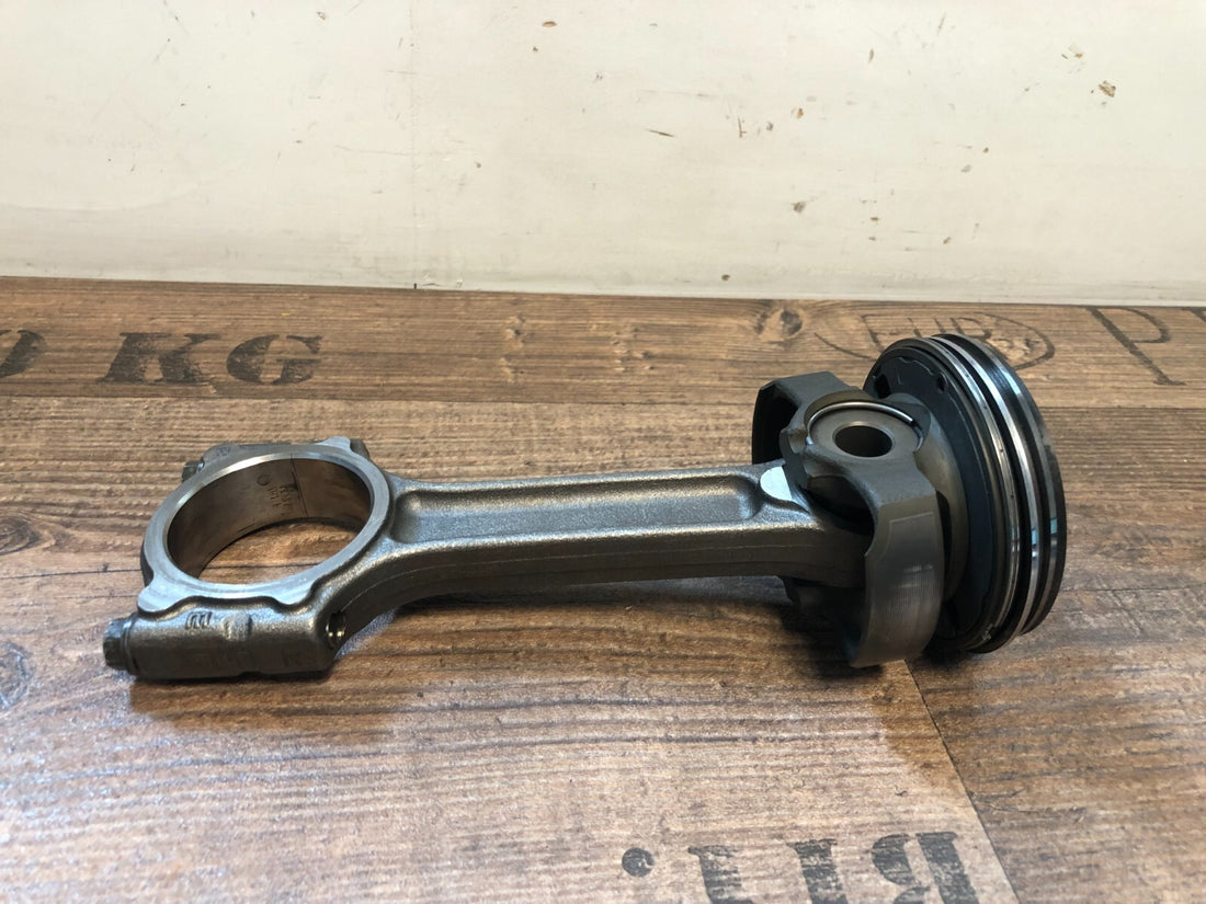 original Pleuel  Kolben Mercedes Dacia Renault 1.5 dCi  76MT5 K9K872