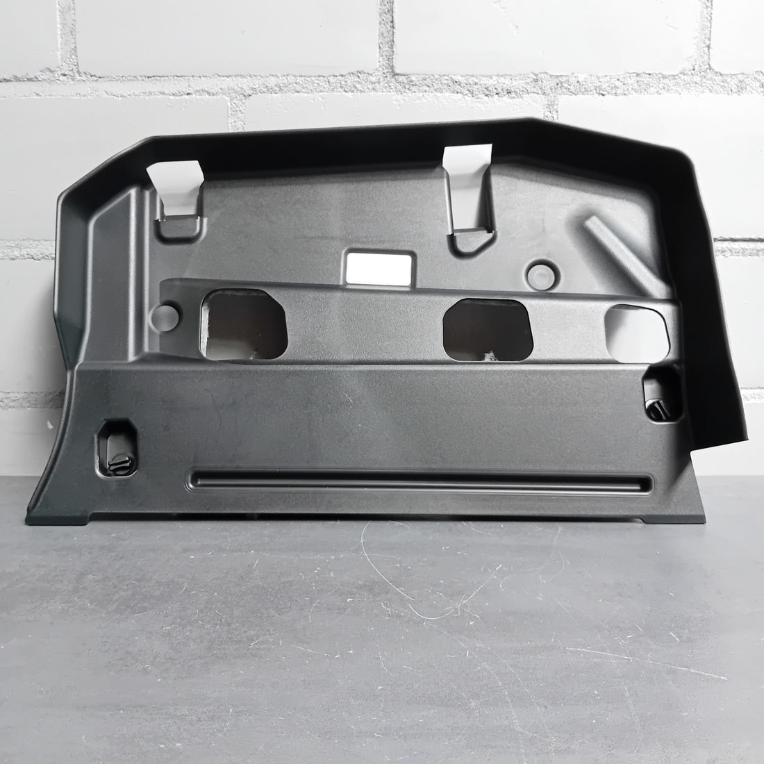 BMW i4 eDrive40 G26 BJ.2022 untere Verkleidung Armaturenbrett 6846843