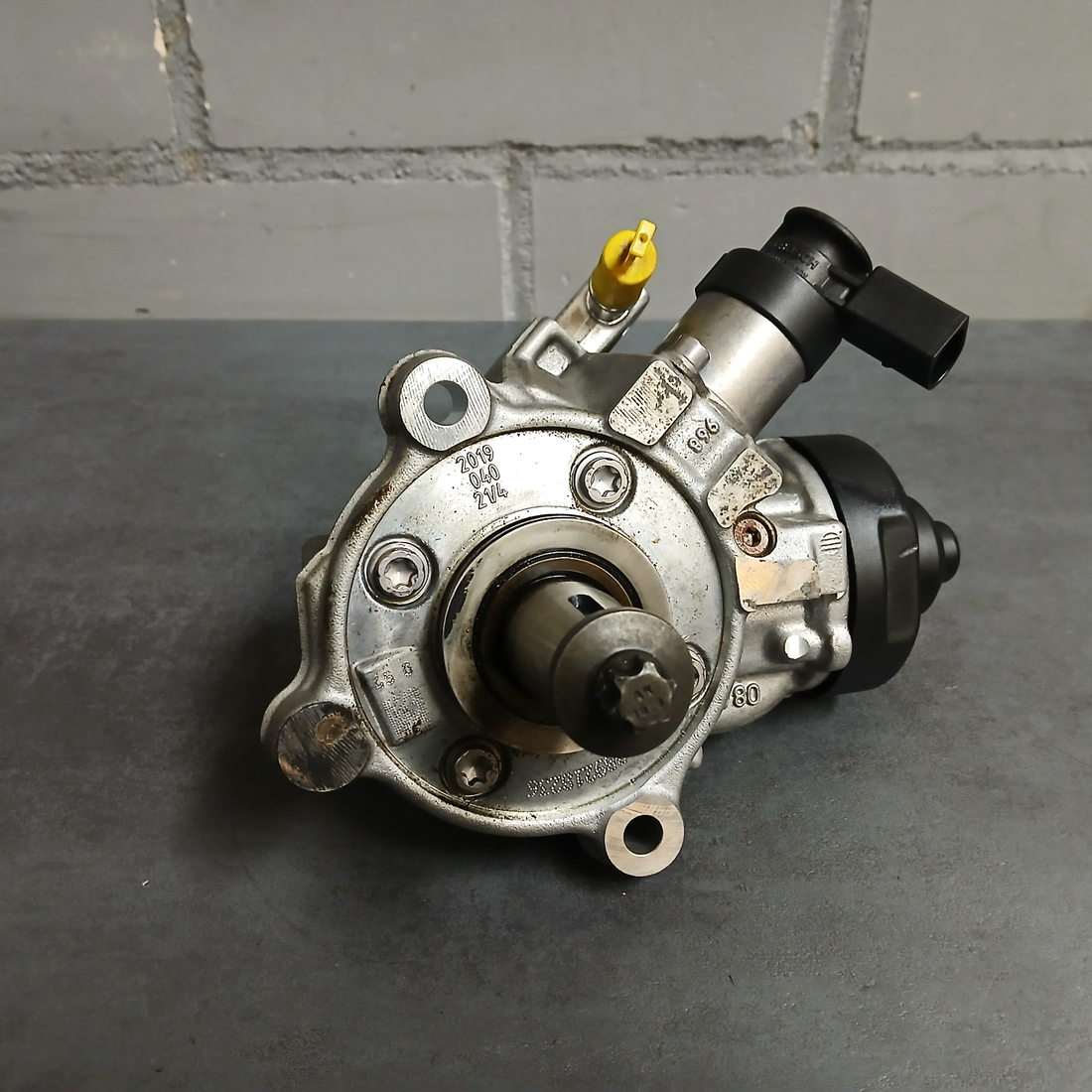 BOSCH Hochdruckpumpe | BMW 316d 318d 320d 530d | 0445010775 8579230