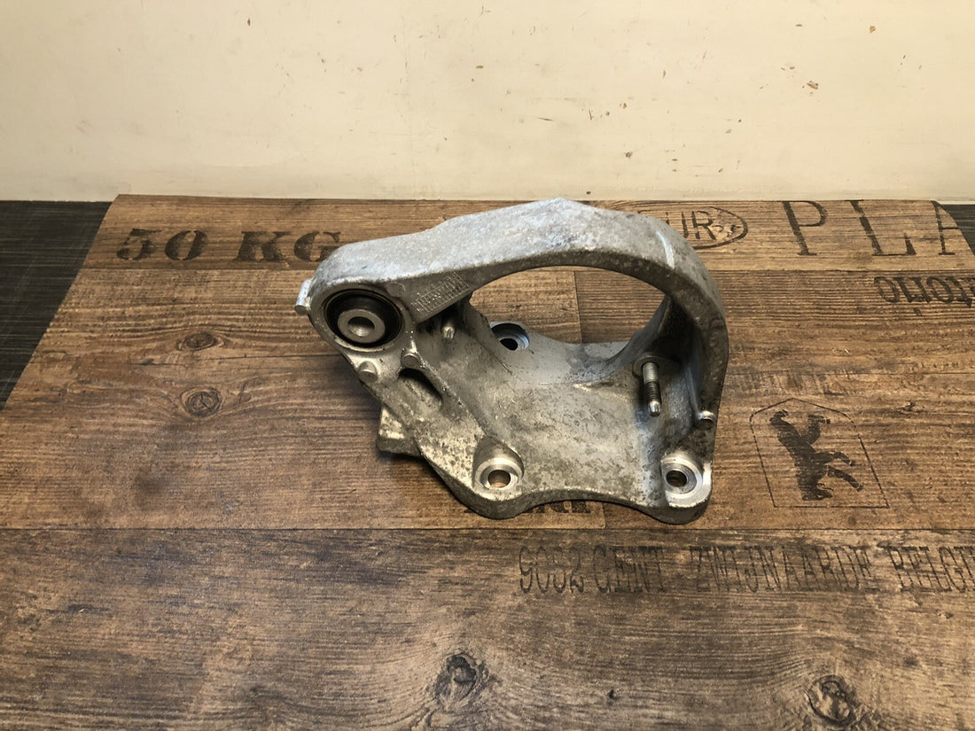 Original Volvo V40 V60 XC40 2.0 D Antriebswellenhalter  31375838