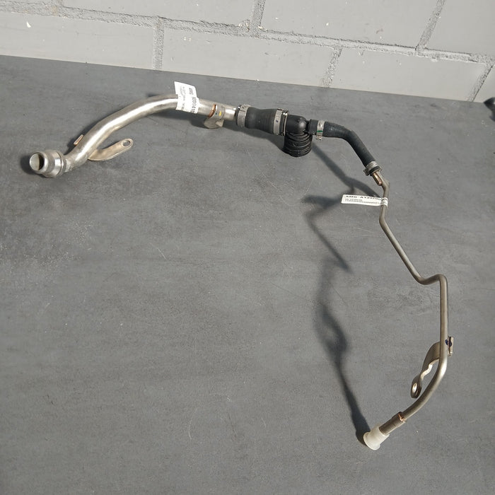 Waterbuis A1392004102 + A1392004902 -2.0 Turbo Mercedes S206 / W206 AMG C 43-