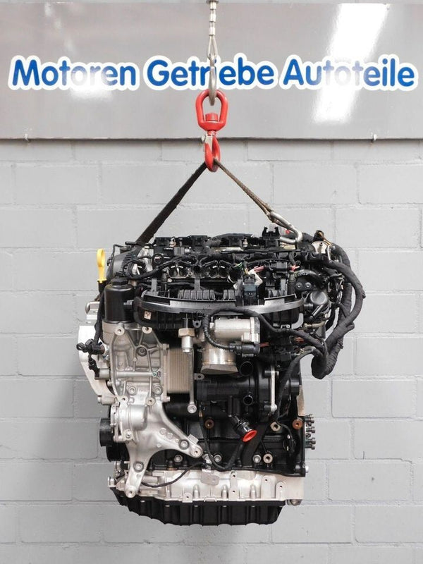 VW T-Roc 2.0 TFSI Engine · CZP