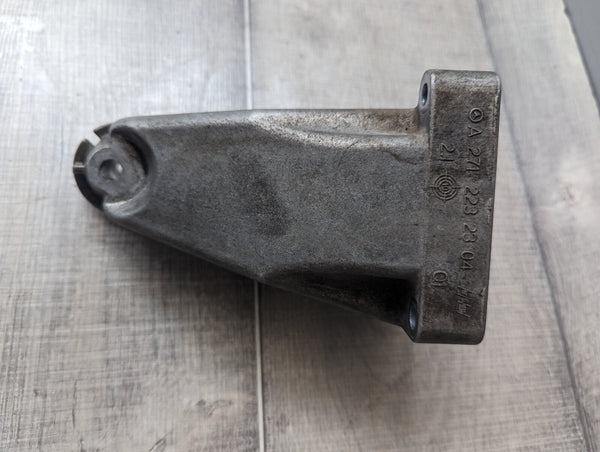 Mercedes Benz W204 W207 W212 Motorsteun A2712232304