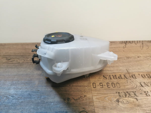 Original VW Audi Ausgleichsbehälter Kühlwasser 182671 5WA121407
