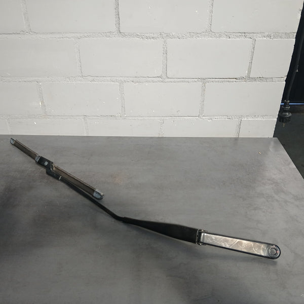 Original FORD KUGA Wischerarm vorne links 8V4117526CD