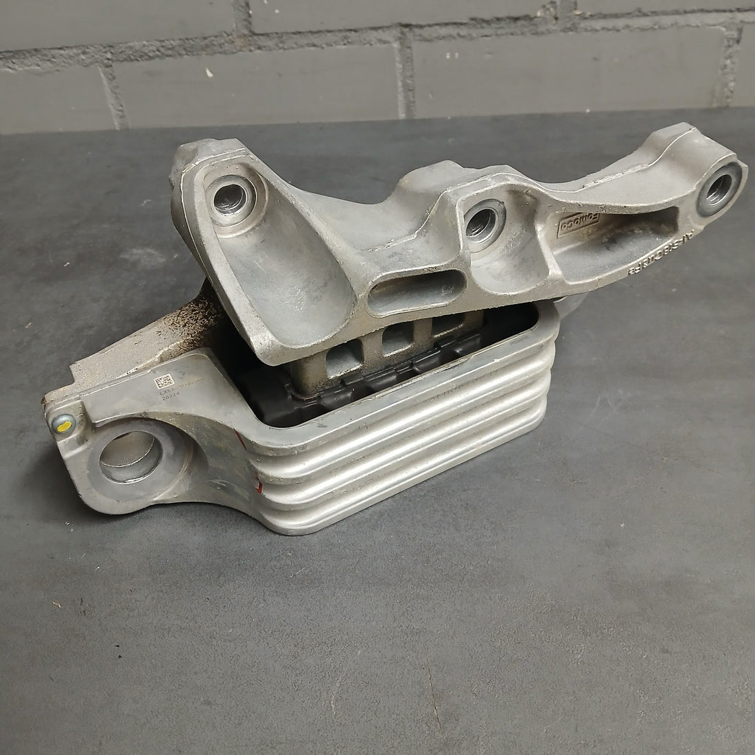 Original Ford Kuga III Halterung Lager Getriebe    LX637M121AC