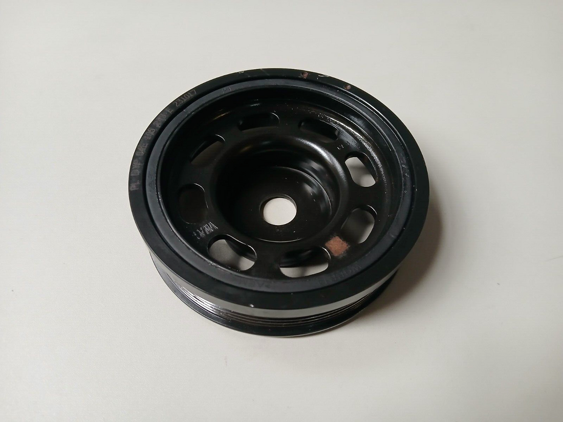 Original VW Audi Seat Skoda Riemenscheibe 04E105243D