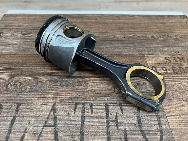 Mercedes Benz Vito 116 CDI OM651.930 OM651.940 651.950 Piston Connecting rod A6510302517