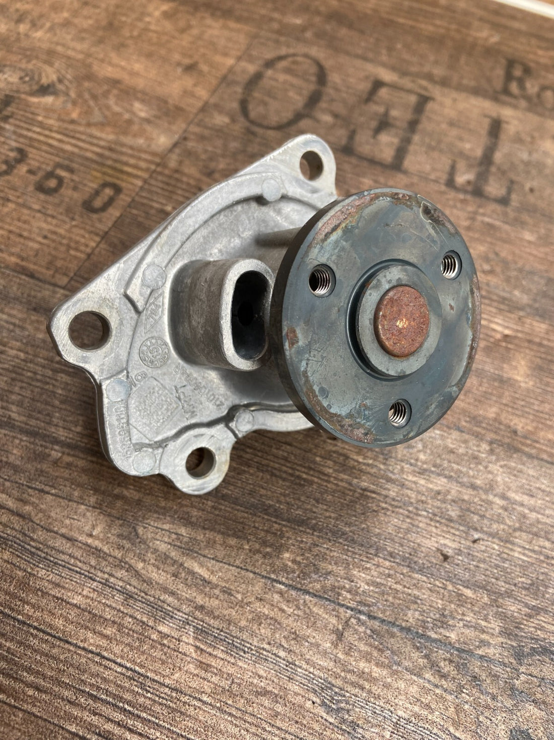 Original Renault Dacia 0,9 TCE H4B-408 Wasserpumpe 210106094R