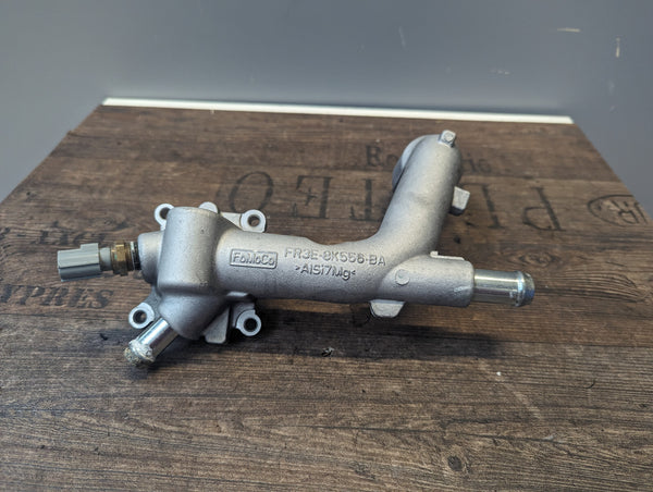 Ford Mustang 2.3 Ecoboost / Focus 2001 Koelsysteem Flansch FR3E-8K556-BA