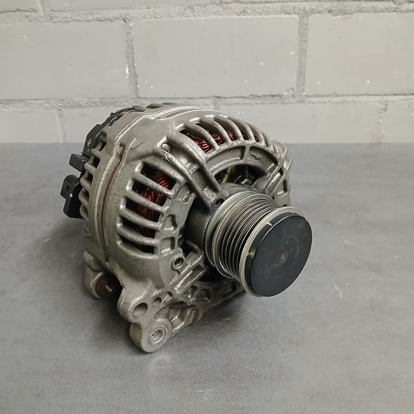 Original VW AUDI Seat Skoda 140A Lichtmaschine 0124525091 06F903023FX