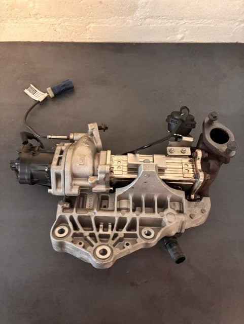 JEEP GRAND CHEROKEE 63D AGR-Kühler Kühler AGR-Ventil 90513443F