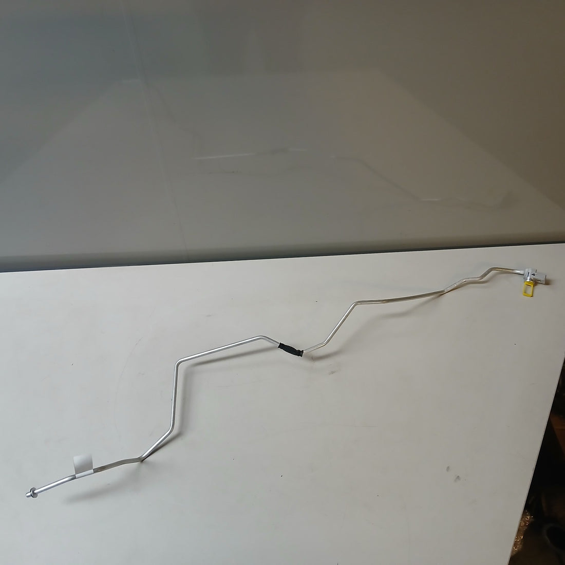 Original FORD Klimaschlauch / Rohrleitung für die Klimaanlage    RB3C19N651BA