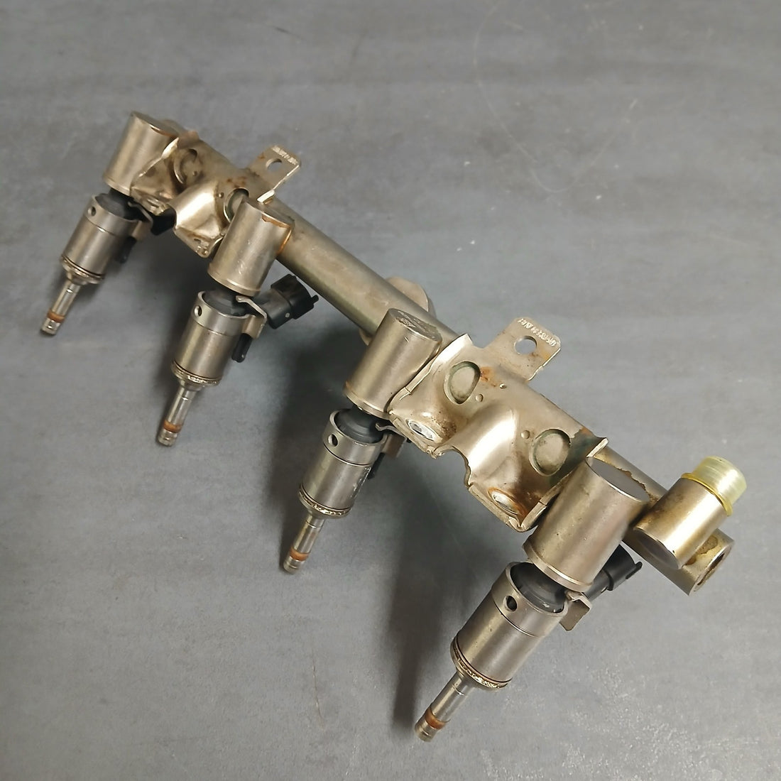 Original BMW Einspritzleiste injektor V7592426 7537319