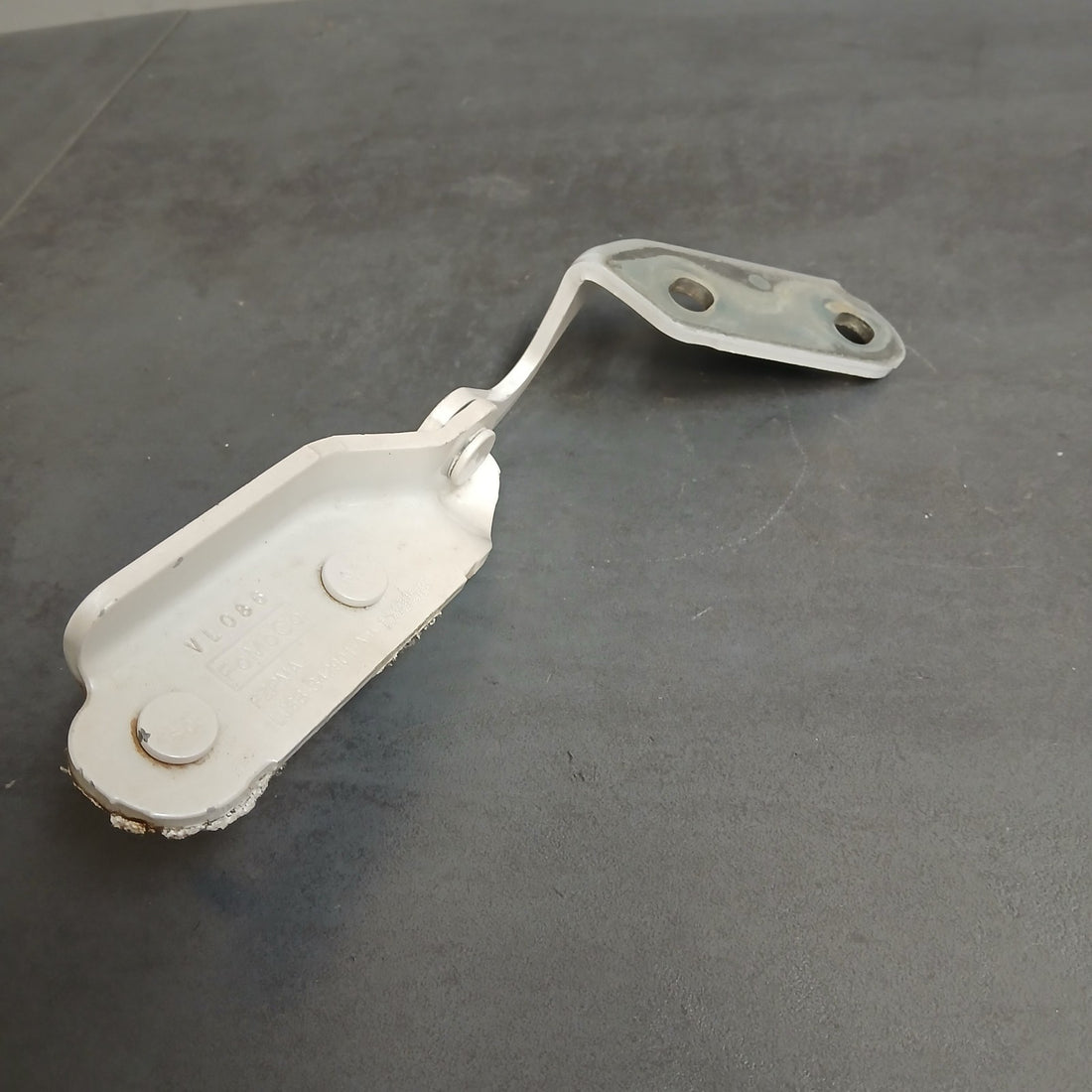 Original FORD KUGA III DFK Heckklappenscharnier links     LJ6BS42901AB
