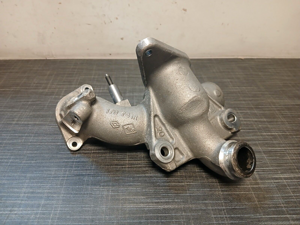 Kühlwasserrohr Leitung für Renault Nissan Mercedes-Benz 170741R