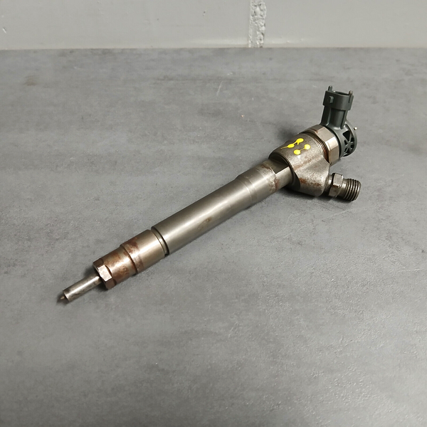 BOSCH injector Original Renault Opel Nissan R9M 1.6 0445110414 H8201055367
