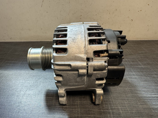 Lichtmaschine VW Audi Seat Skoda Cupra 1,5 TSI 05E903026Q nur 5300 km Top