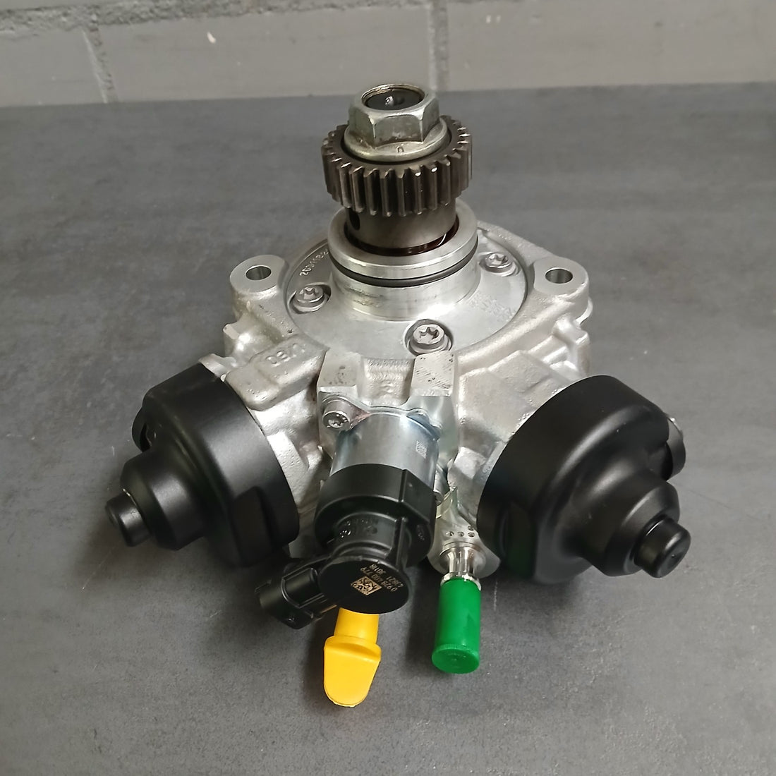 Jeep Grand Cherokee Maserati Ghibli 3.0 CRD Hochdruckpumpe  35022151F 0445012013