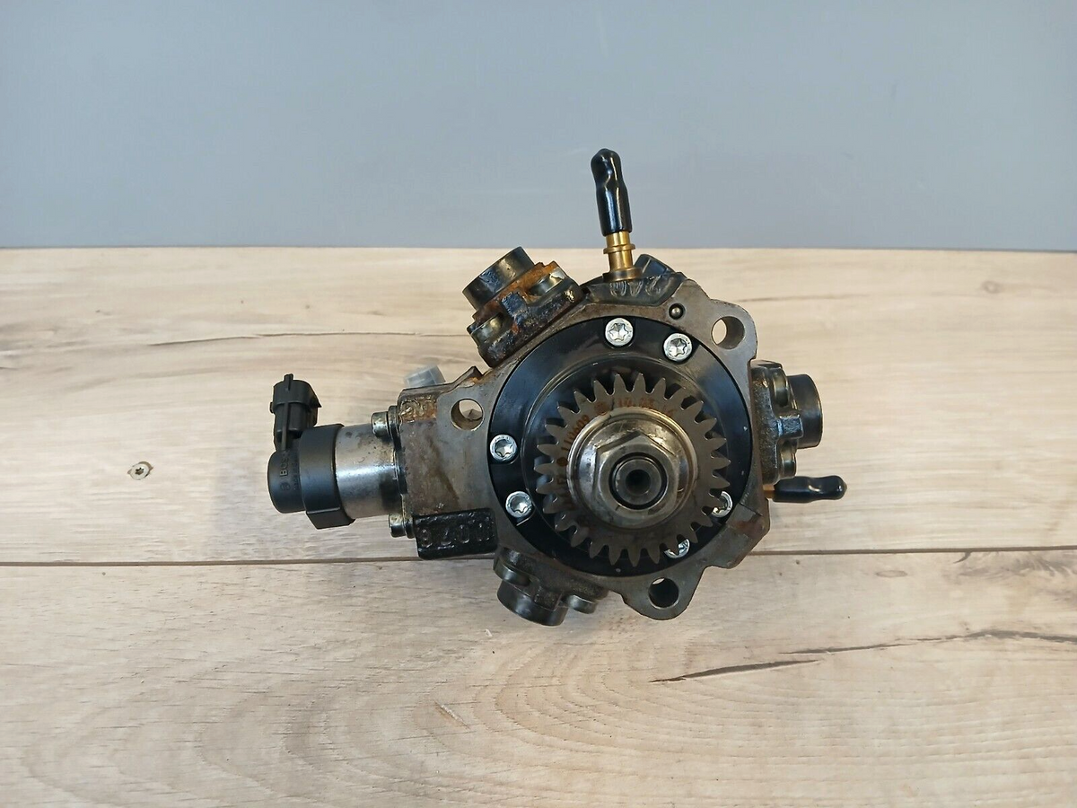 BOSCH Hochdruckpumpe Renault Nissan Opel 1.6 dCi CDTI R9M HMLGT4813R 167005114R