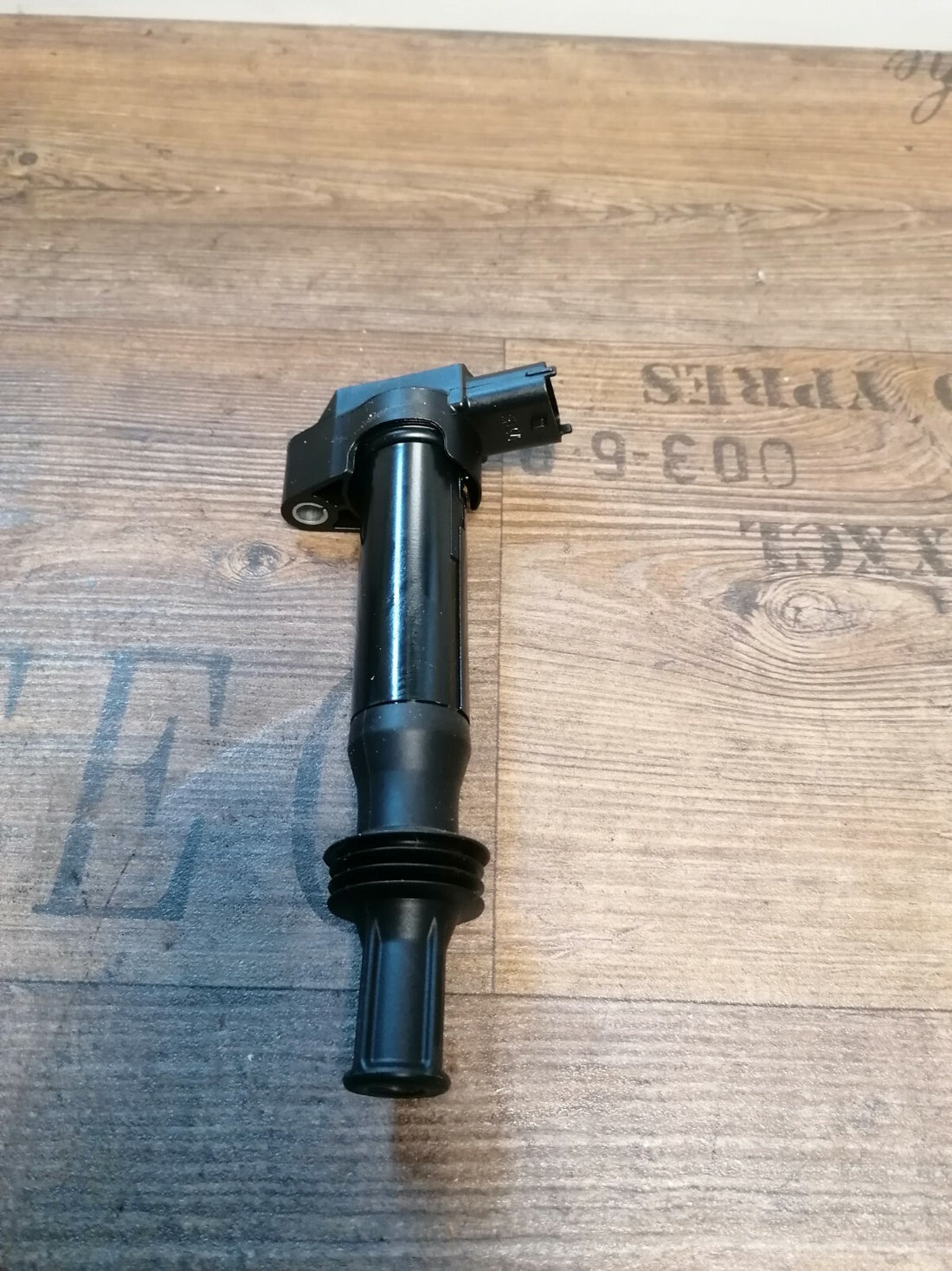 NEU Original Zündspule Citroen Peugeot 1.2 THP  HN02 9675390980