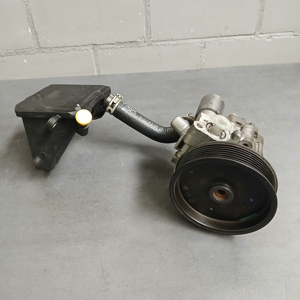 Mercedes Benz Servopumpe 7691332151 Ölbehälter A0004602283 Schlauch A0029979652