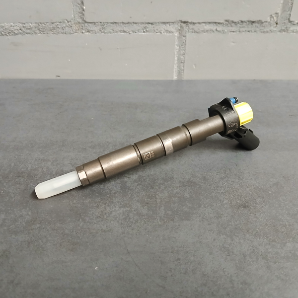 BOSCH Injector Mercedes-Benz C-Klasse E-Klasse W205 W213 OM654 A6540700187