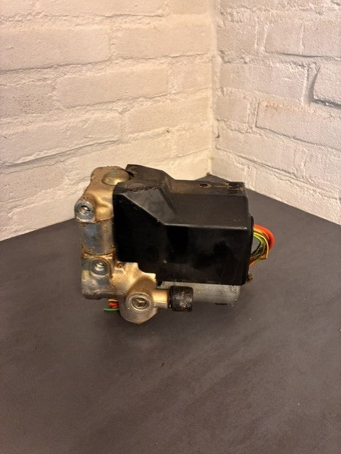 ABS Steuergerät für Mercedes-Benz W201 W202 W124 0265200043