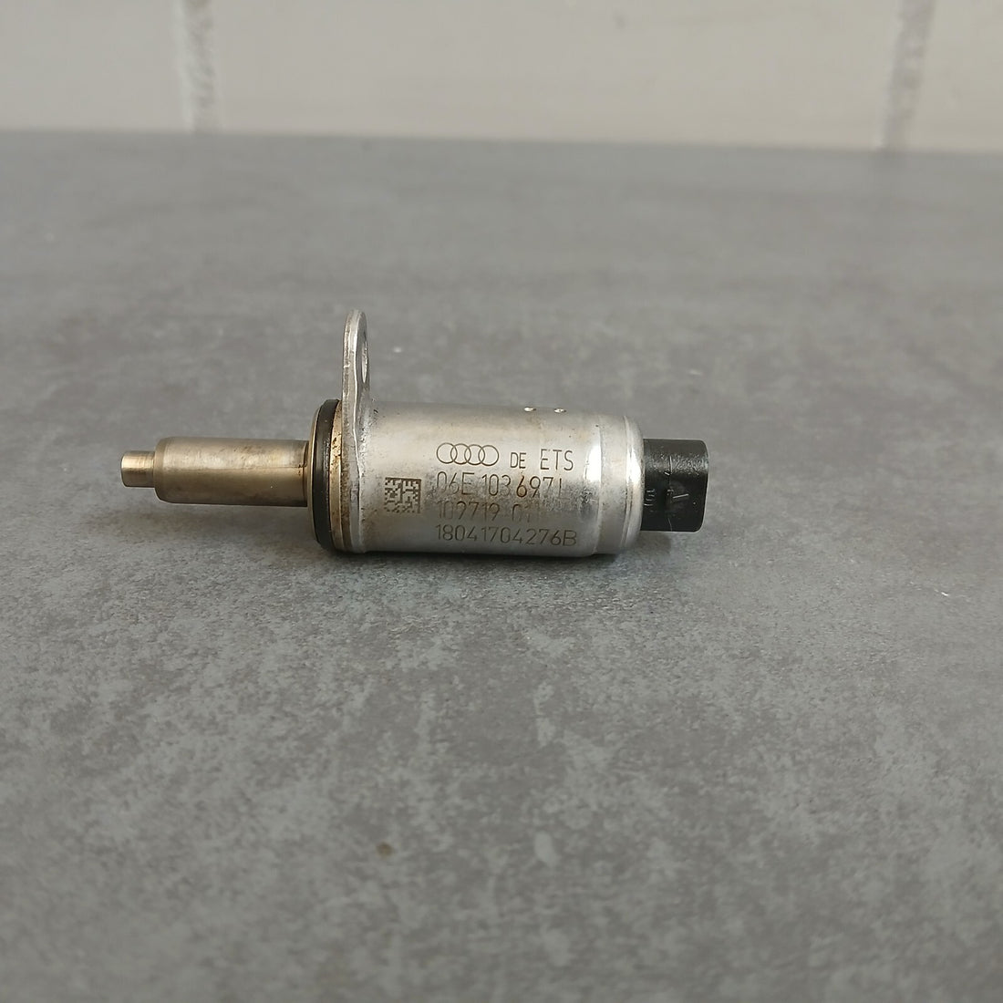 Steuerventil Nockenwellenverstellung Original VW Audi TSI TFSI 06E103697L