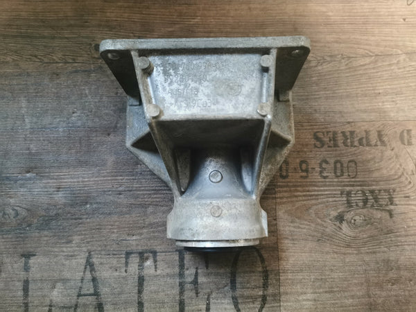 Original BMW F31 320i Engine mount Lagerblock 7601996