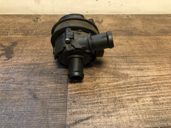 VW Audi Seat Skoda 1,2 TSI Zusatzwasserpumpe 5C0965567A 0392023211