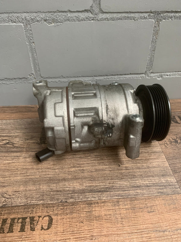 Klimakompressor Audi A4 A5 A6 3.0 TDI 8KD260805