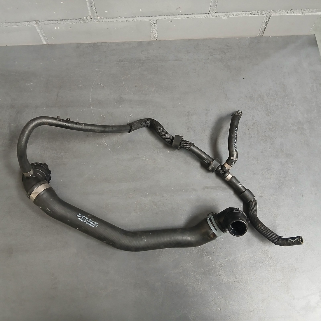 VW Audi Seat Skoda original Schlauch Kühlmittelschlauch 5Q0122101GH