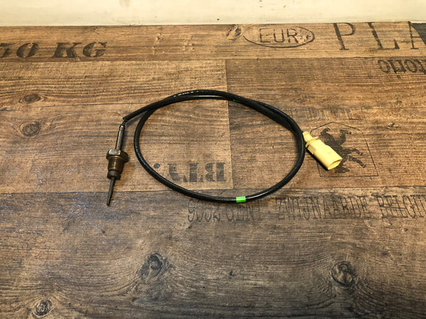 Exhaust gas temperature sensor VW Audi Seat Skoda 2,0 TDI 04L906088EG DFS