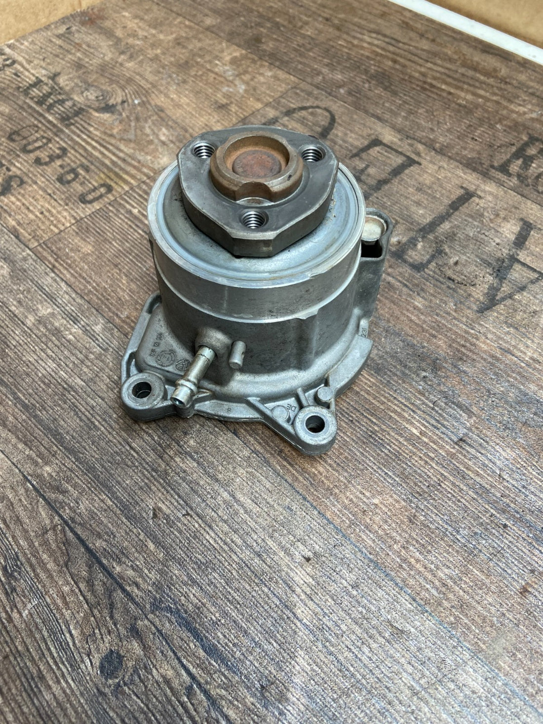 original VW Polo 1.2 TSI CBZ Wasserpumpe 03F121004