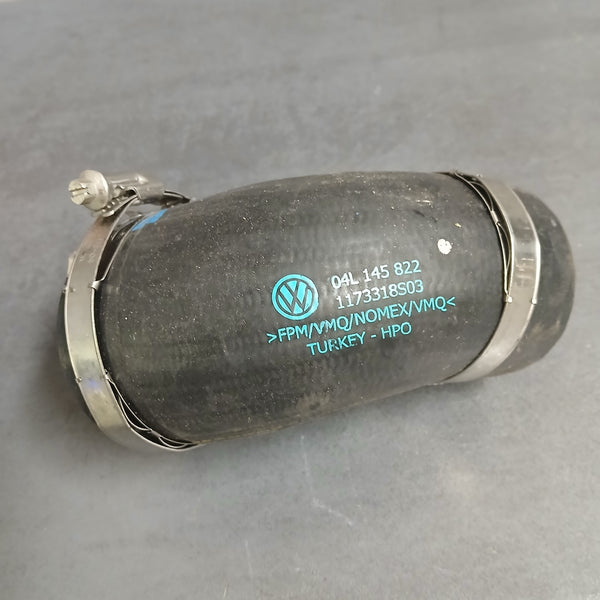 VW Ladeluftschlauch für 2.0 TDI Original 04L145822