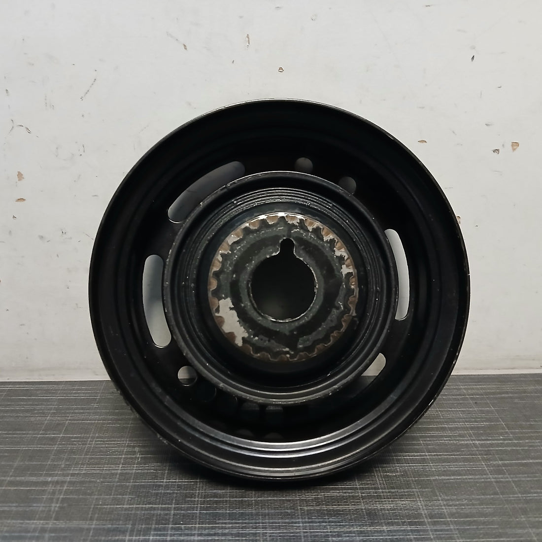 Riemenscheibe Kurbelwelle Renault Opel Insignia Mokka Zafira B Astra J 55565300