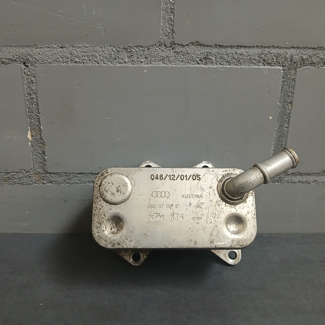 Original VW Audi Seat Skoda Ölkühler 2,0 MAHLE 02E409061C