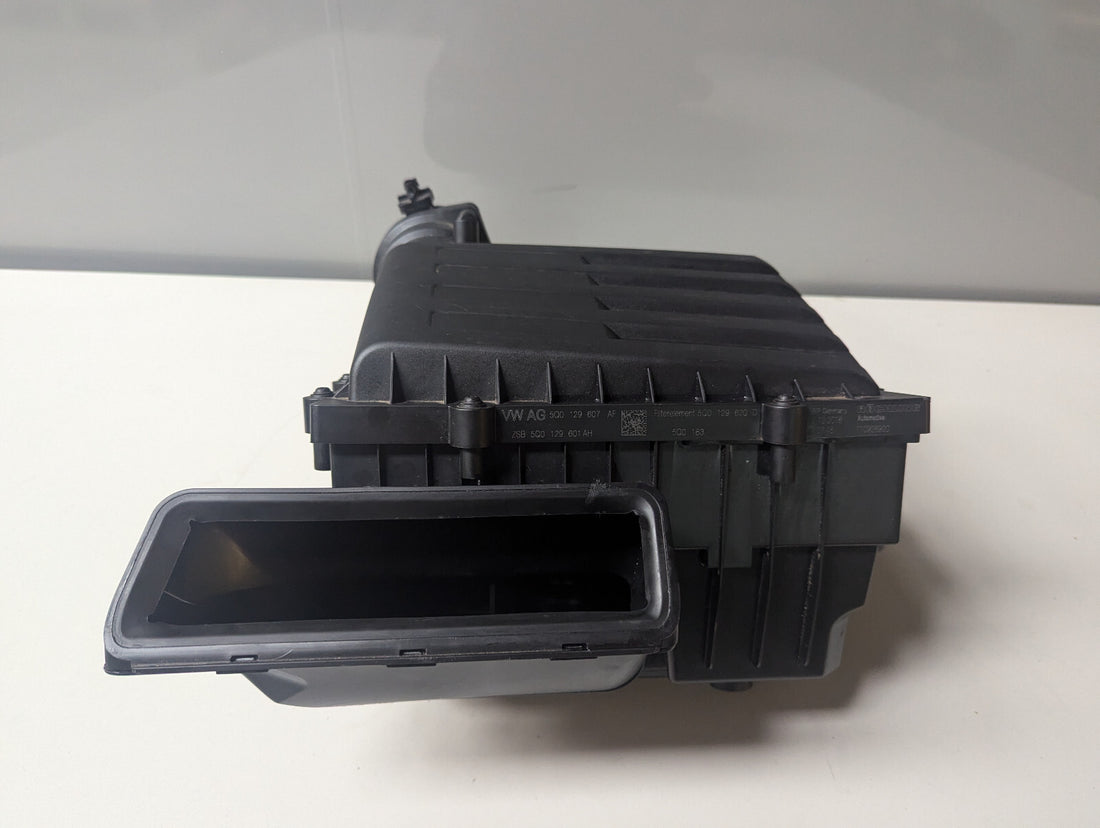 Luftfilterkasten VW Skoda Seat 5Q0129618 03L906461A