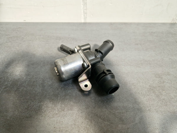 Wasserpumpe Volvo XC40 I 2.0 Mild Hybrid 32249537