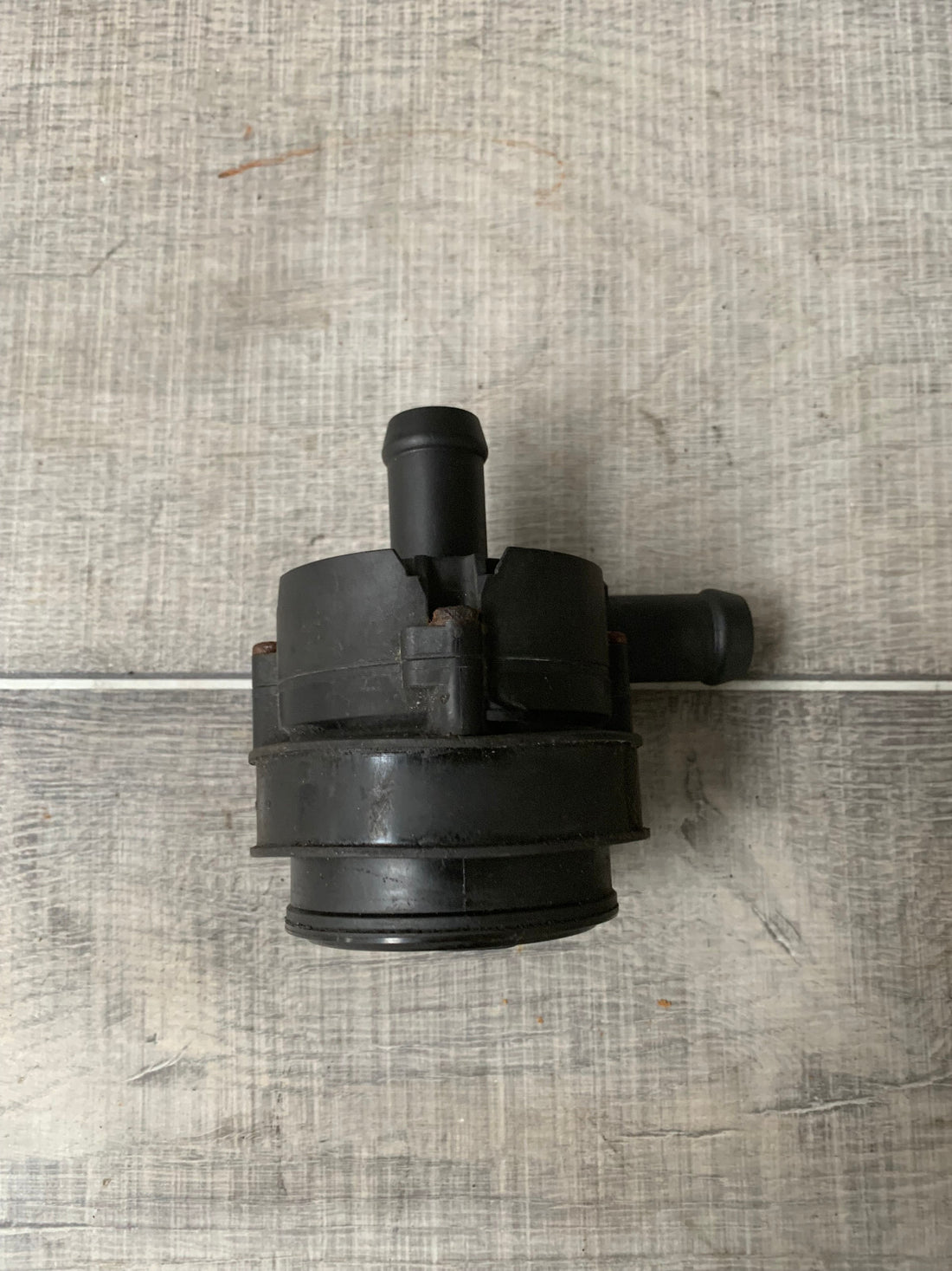 Original Mercedes Benz Zusatzwasserpumpe A0005000686