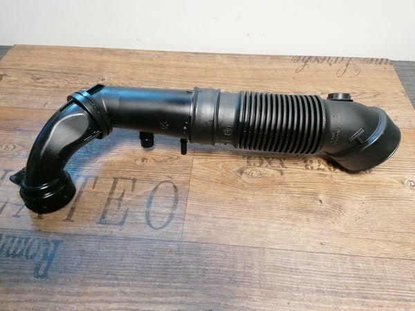 NEW Original Air intake pipe Citroen Peugeot 1.2 THP HN02 9807939780